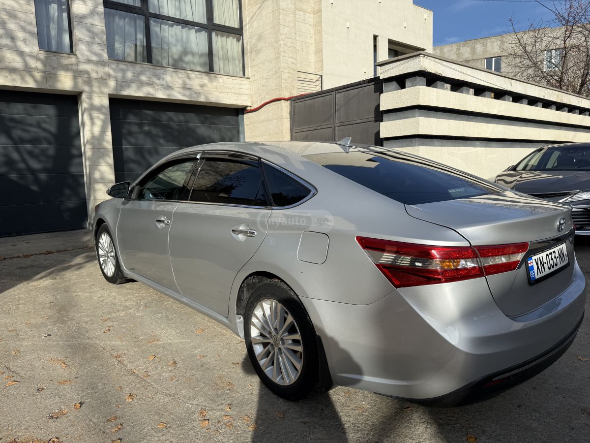 Toyota Avalon