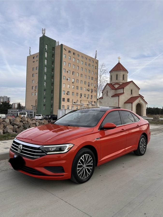 Volkswagen Jetta 2019 — photo 2