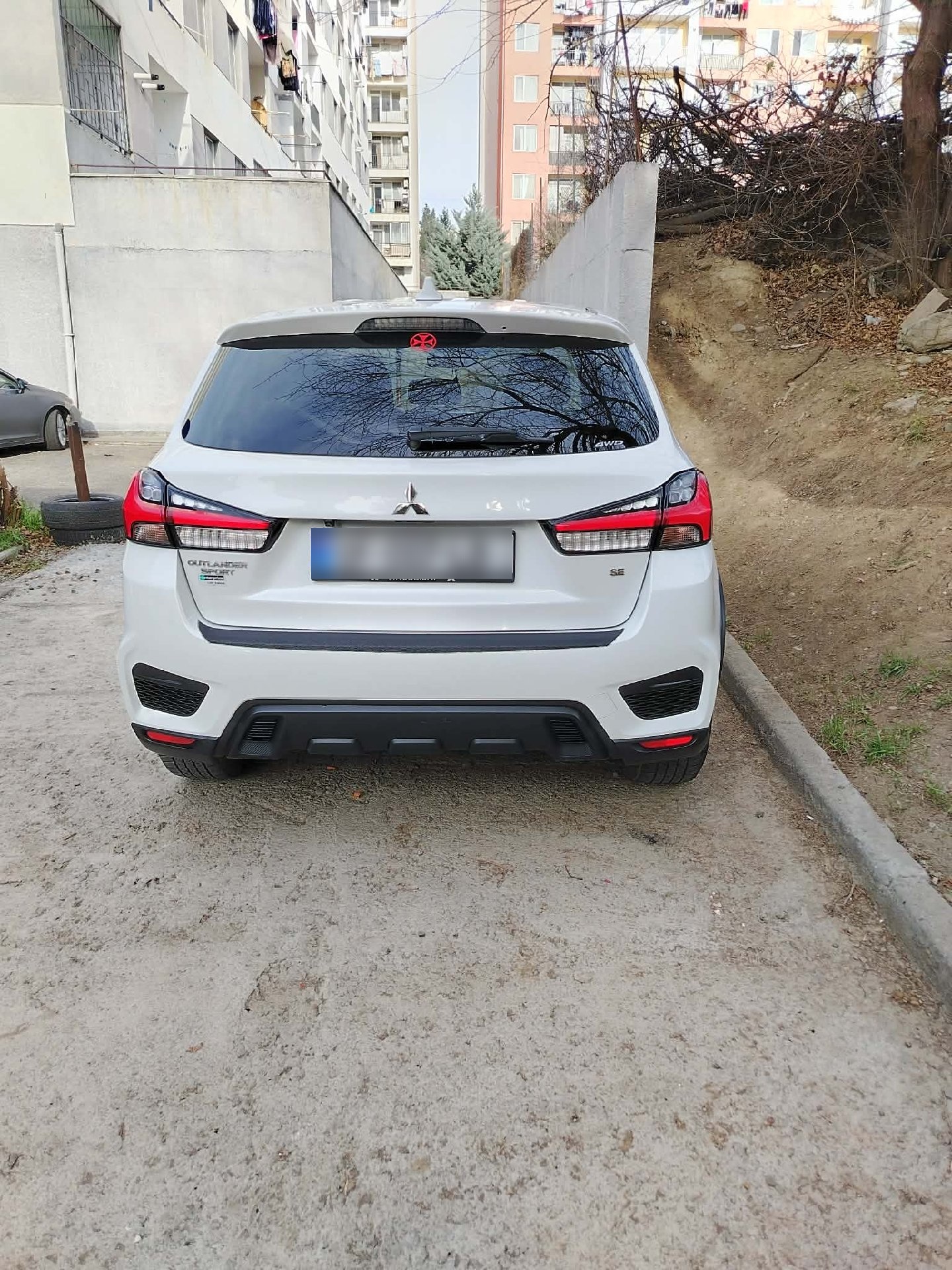Mitsubishi Outlander Sport 2020 — photo 2