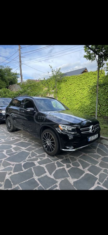 Mercedes-Benz GLC 300 2018 — photo 2