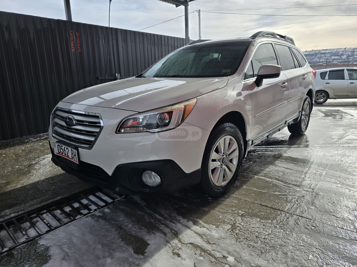 Subaru Outback 2016 — photo 2