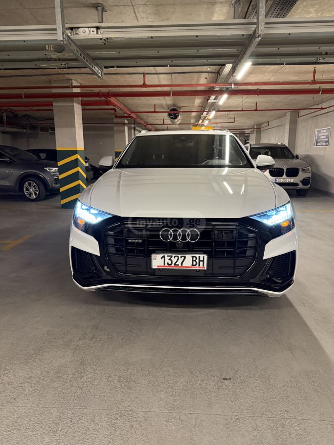 Audi Q8 2021 — photo 2