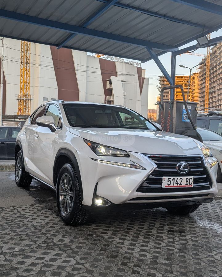 Lexus NX 200