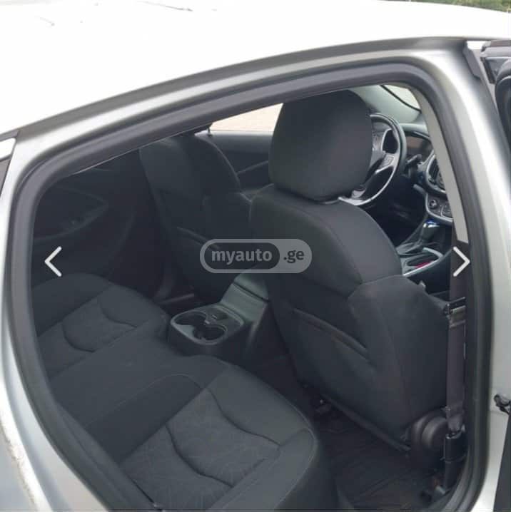 Chevrolet Volt 2016 — photo 2