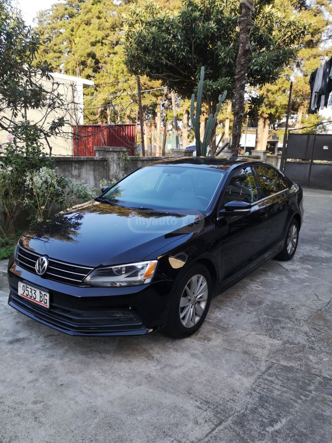 Volkswagen Jetta 2015 — photo 2