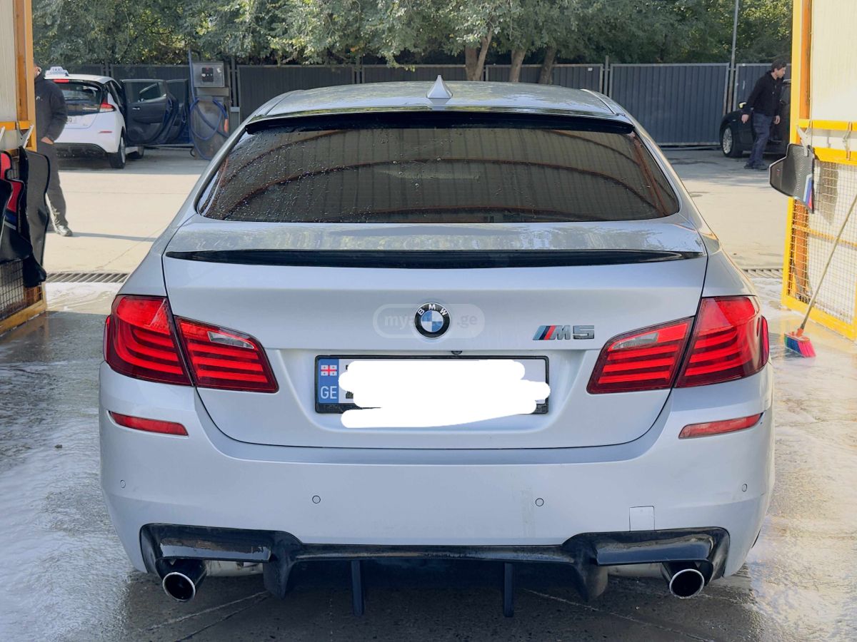 BMW 535 2011 — photo 2