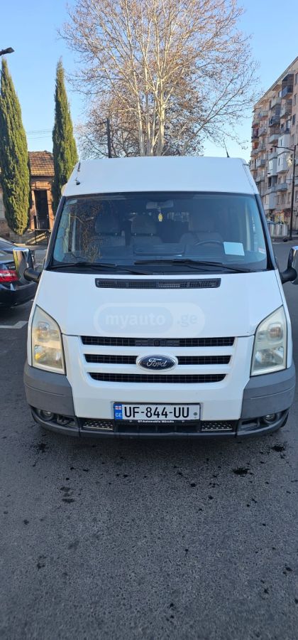 Ford Transit 2011 — photo 2