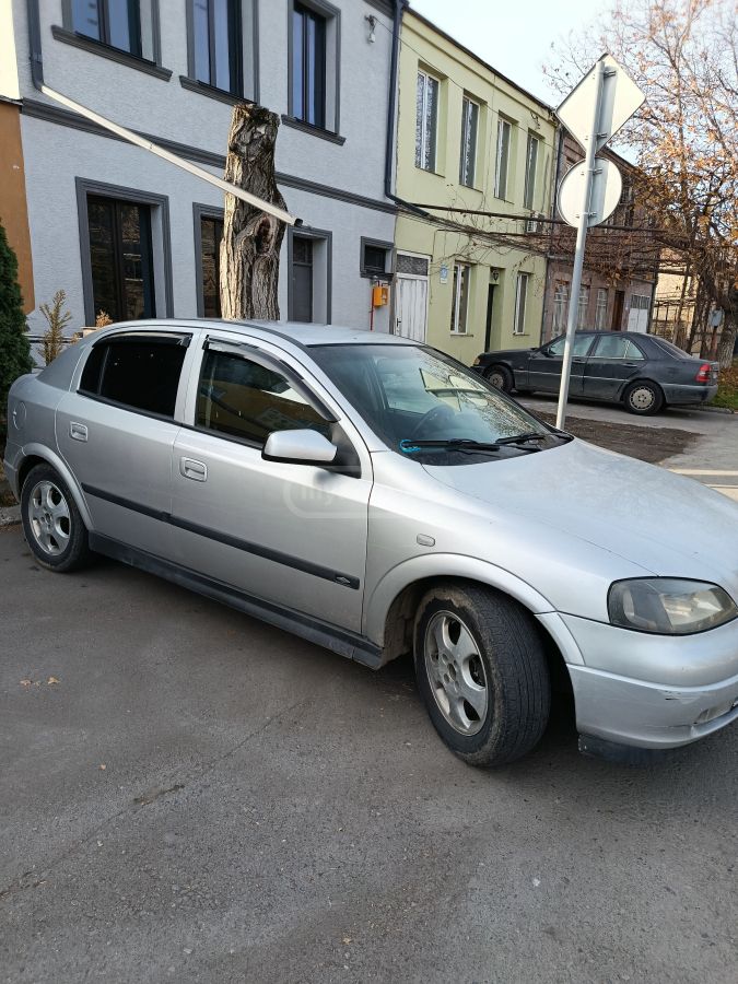 Opel Astra 2002 — photo 2