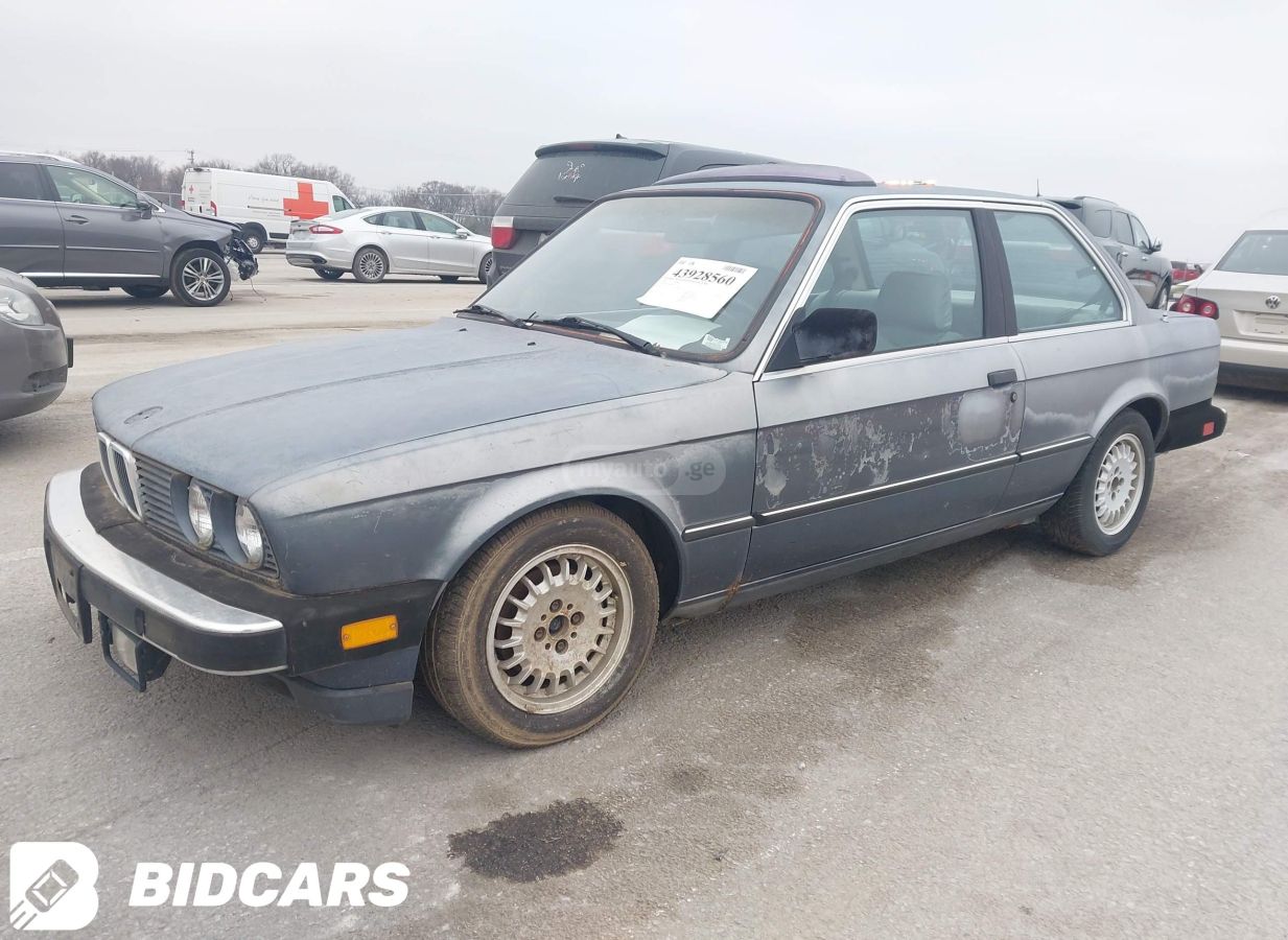 BMW 325 1985 — photo 2