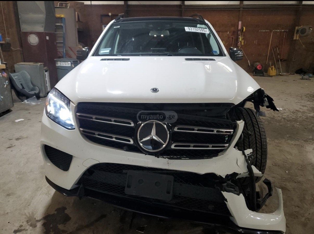 Mercedes-Benz GLS 550 2018 — photo 2