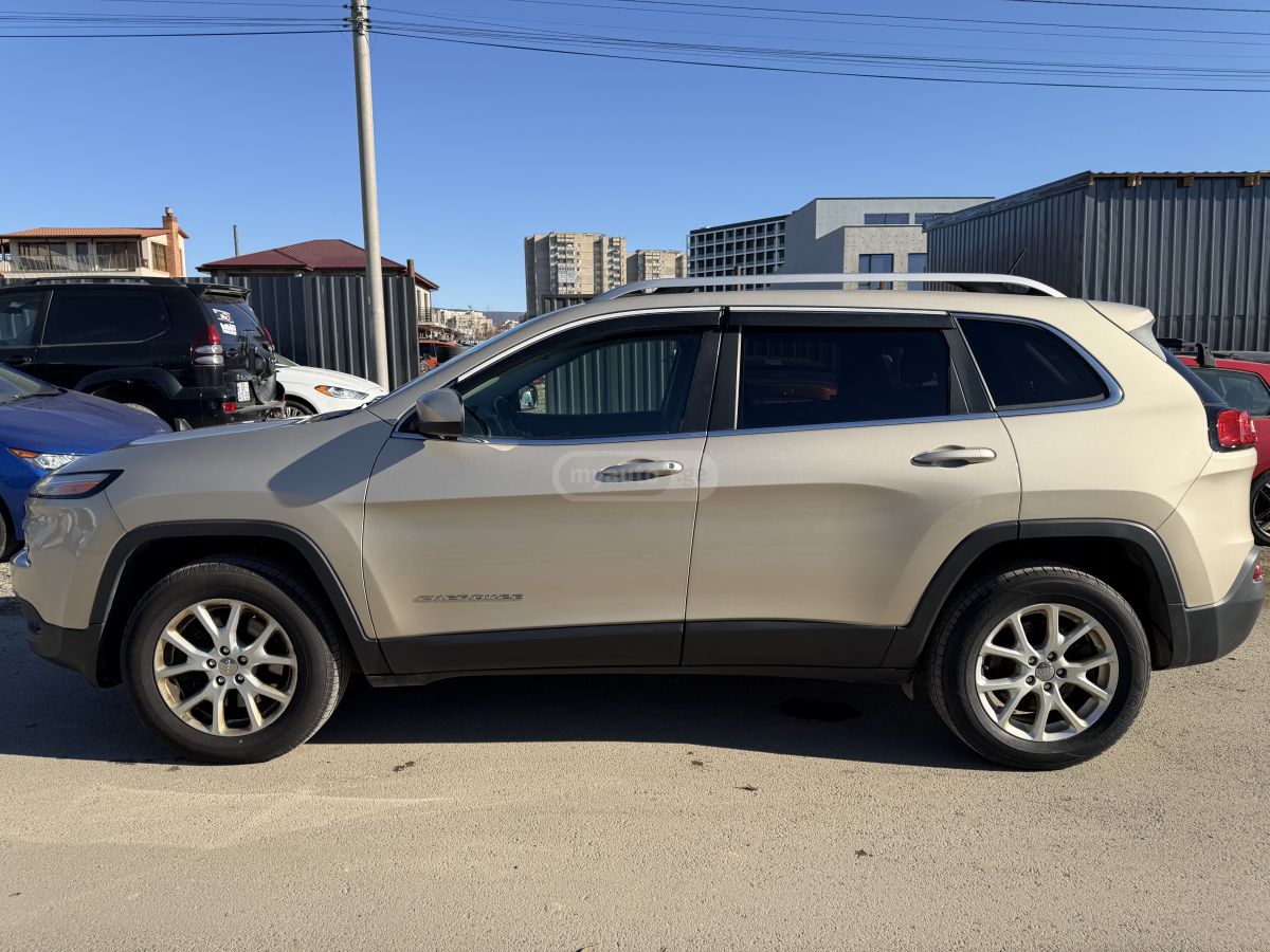 Jeep Cherokee