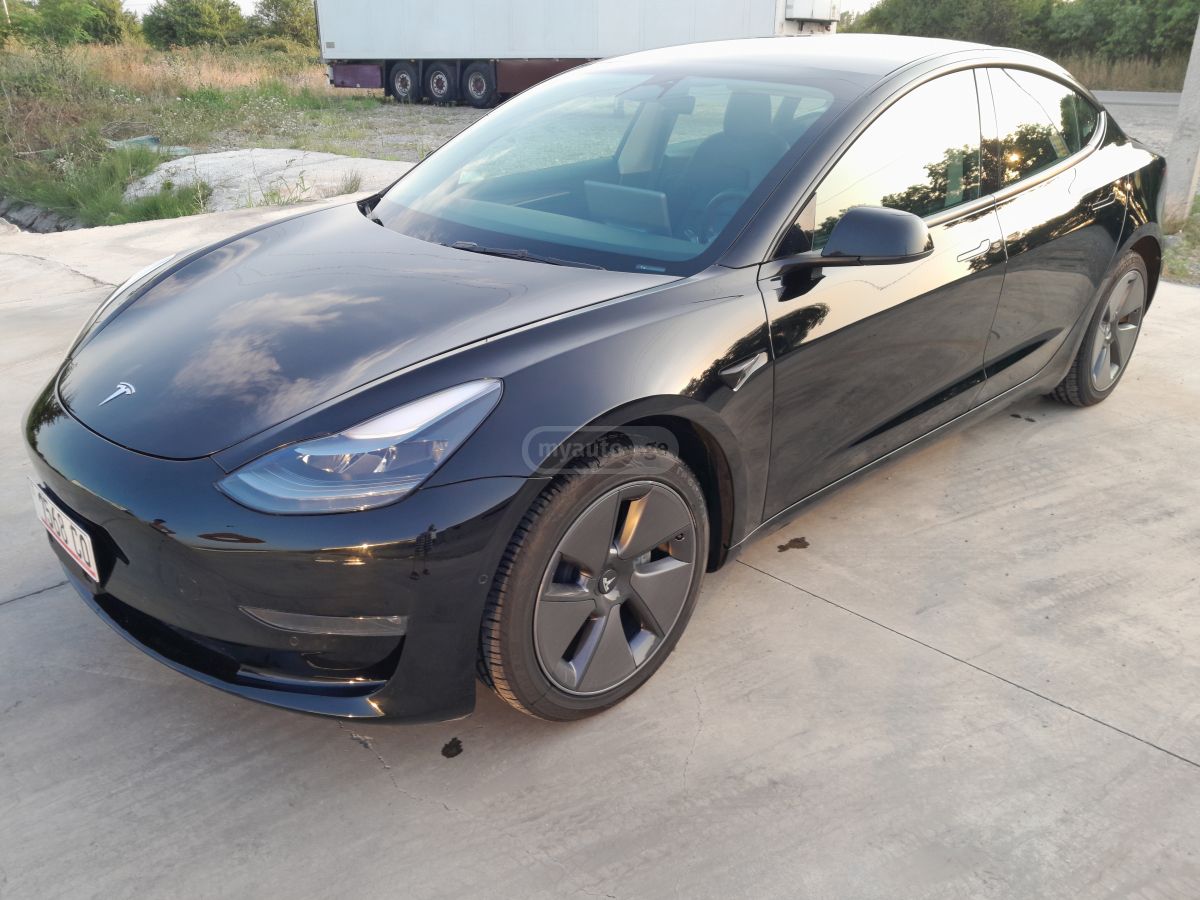 Tesla Model 3 2022 — photo 2