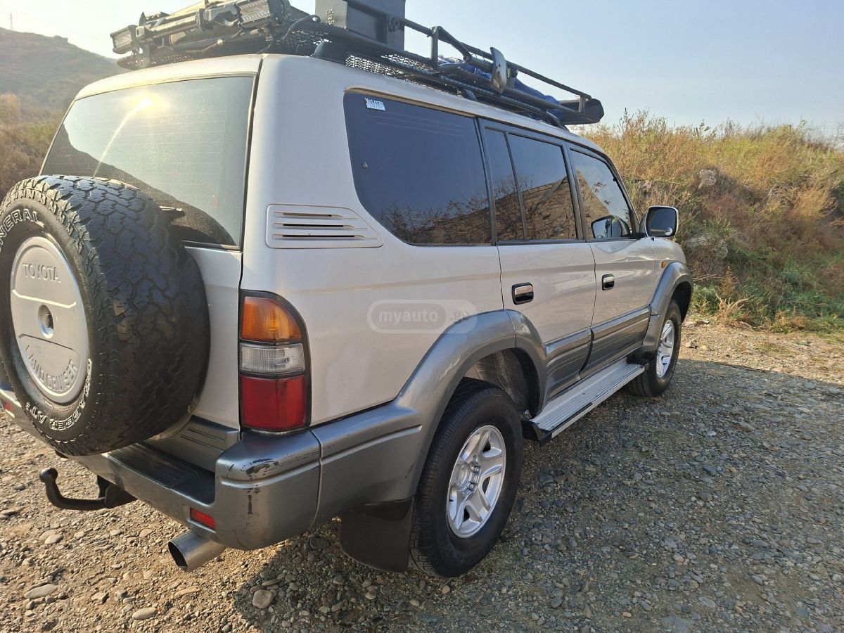 Toyota Land Cruiser Prado 1996 — photo 2