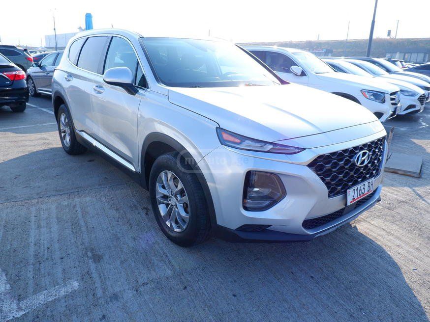 Hyundai Santa Fe 2019 — photo 2