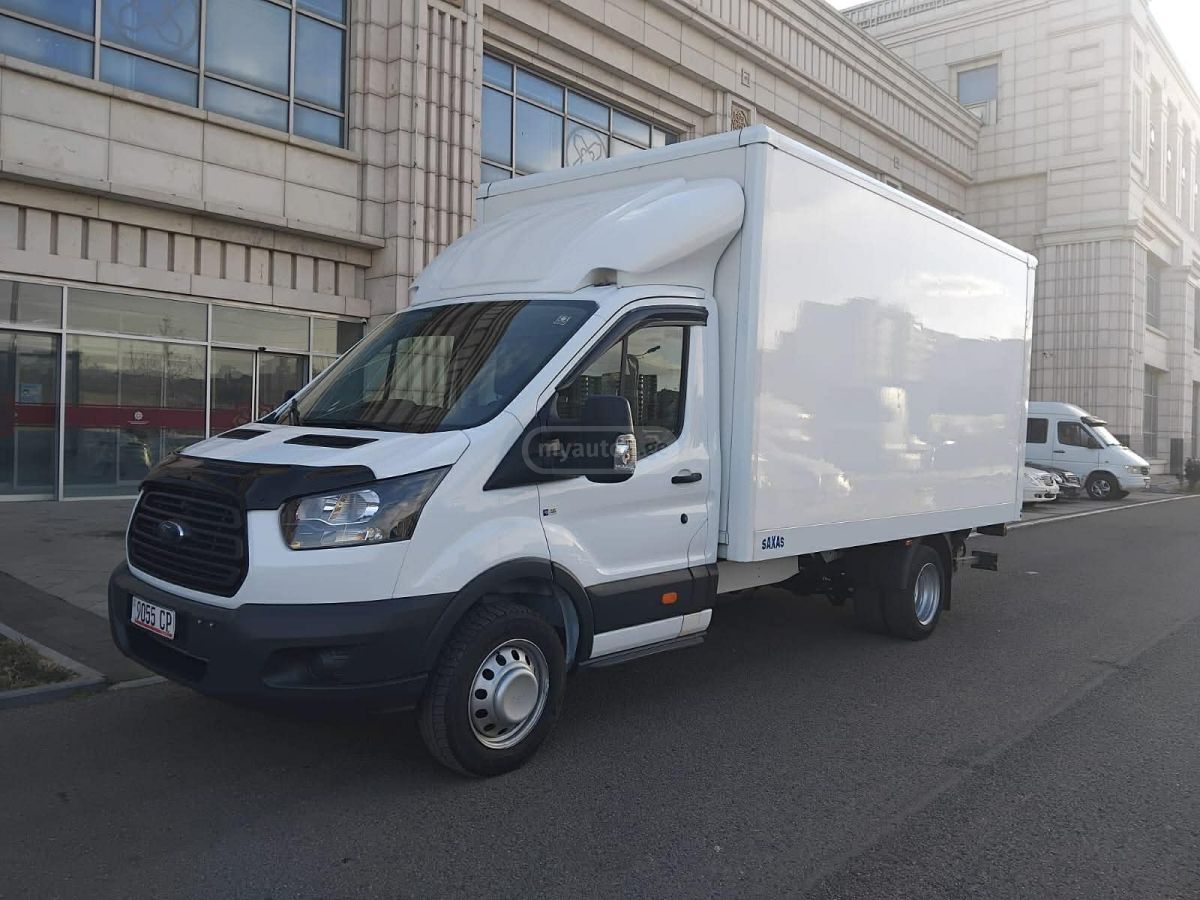 Ford Transit 2017 — photo 2