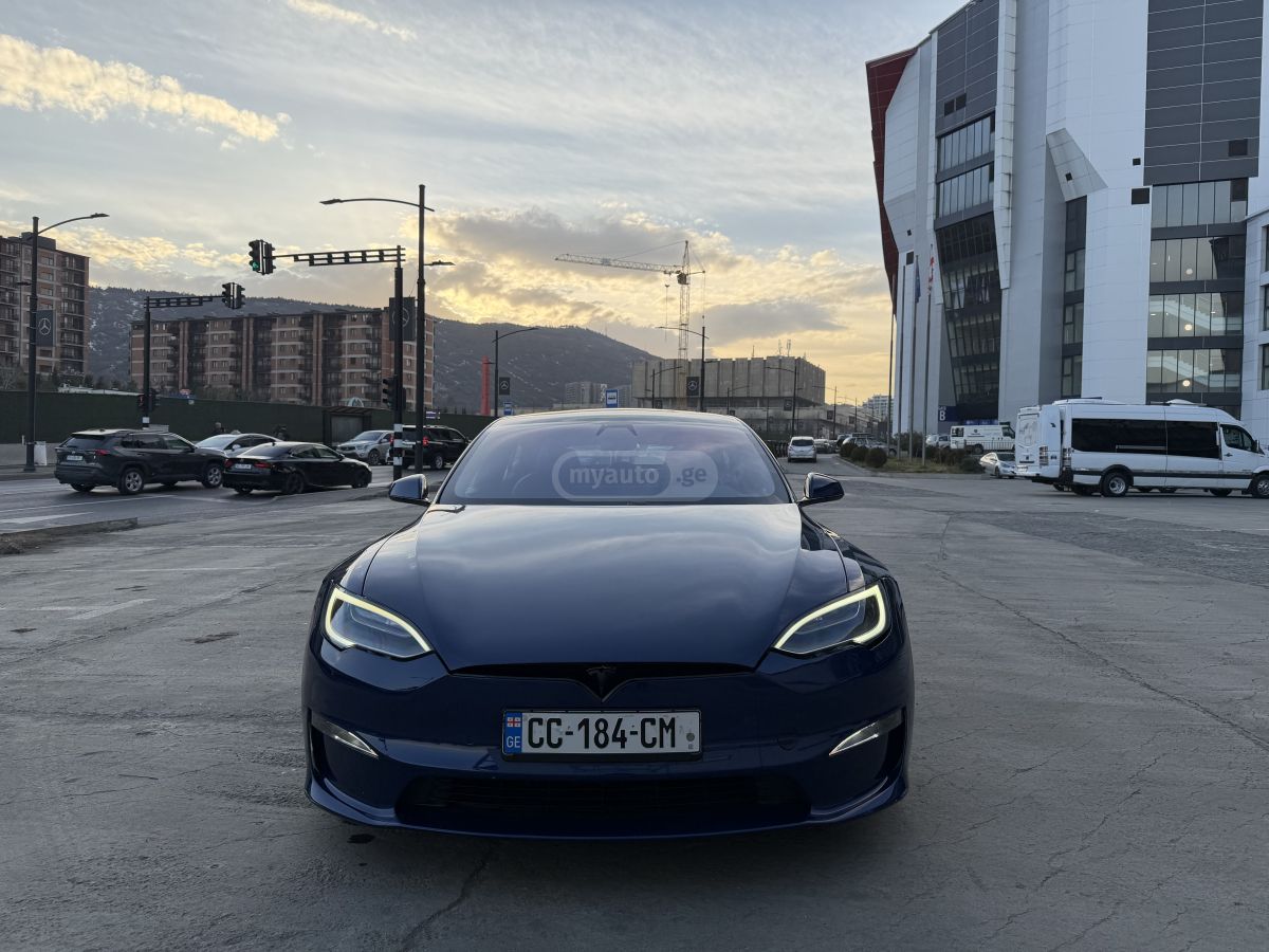 Tesla Model S 2021 — photo 2