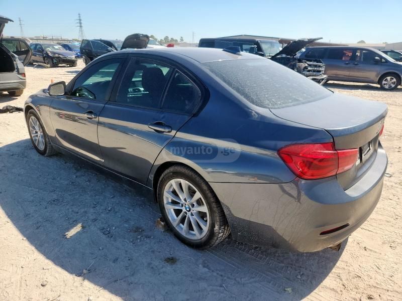 BMW 320 2018 — photo 2