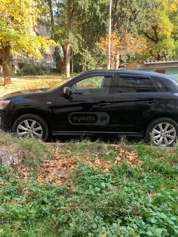 Mitsubishi Outlander Sport 2012 — photo 2