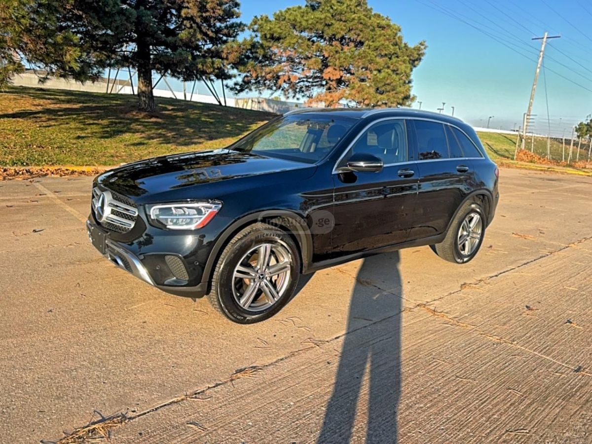 Mercedes-Benz GLC 300 2021 — photo 2