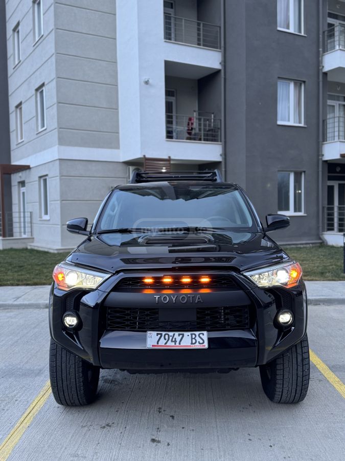 Toyota 4Runner 2024 — photo 2