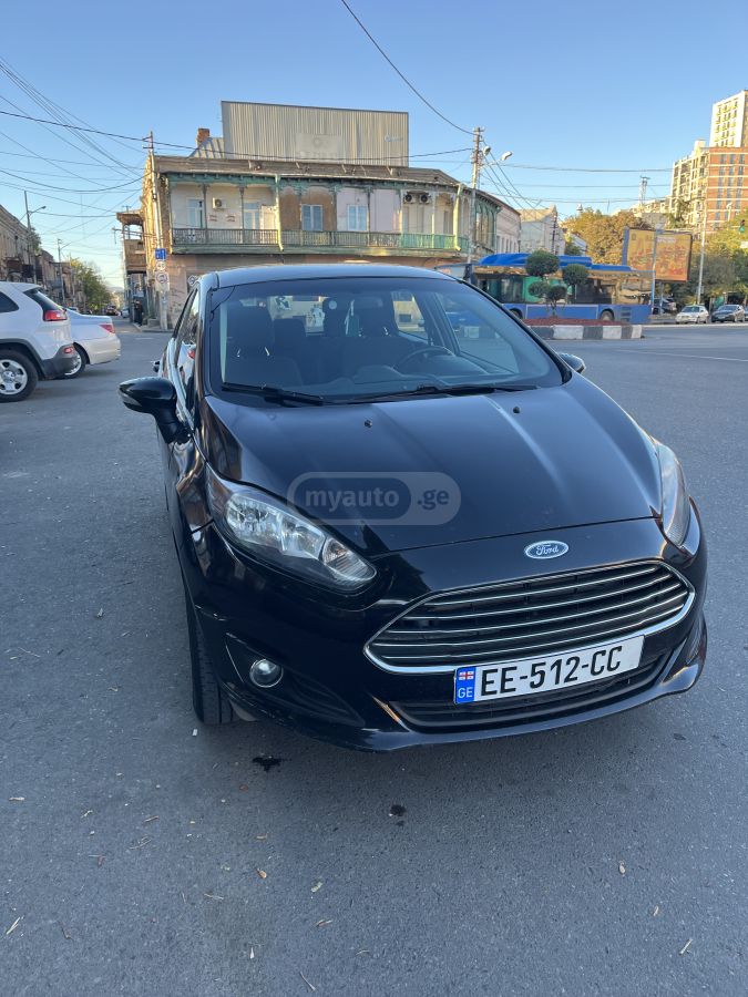 Ford Fiesta 2016 — photo 2