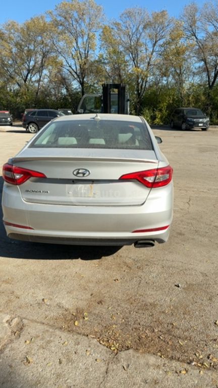 Hyundai Sonata 2016 — photo 2