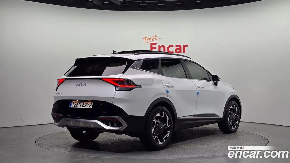 Kia Sportage 2022 — photo 2