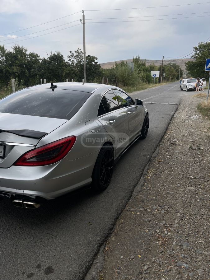 Mercedes-Benz CLS 550 2012 — photo 2