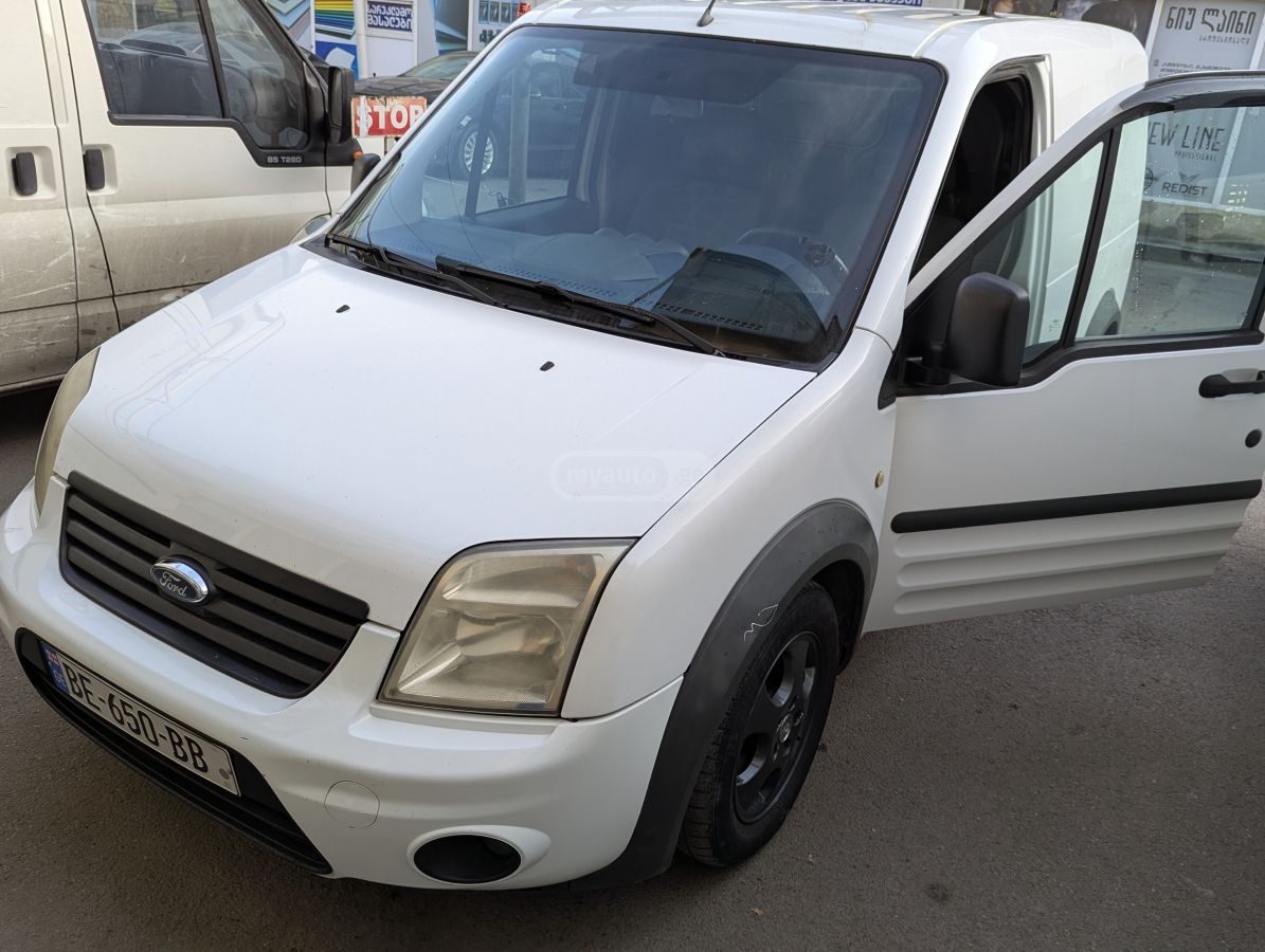 Ford Tourneo Connect 2010 — photo 2