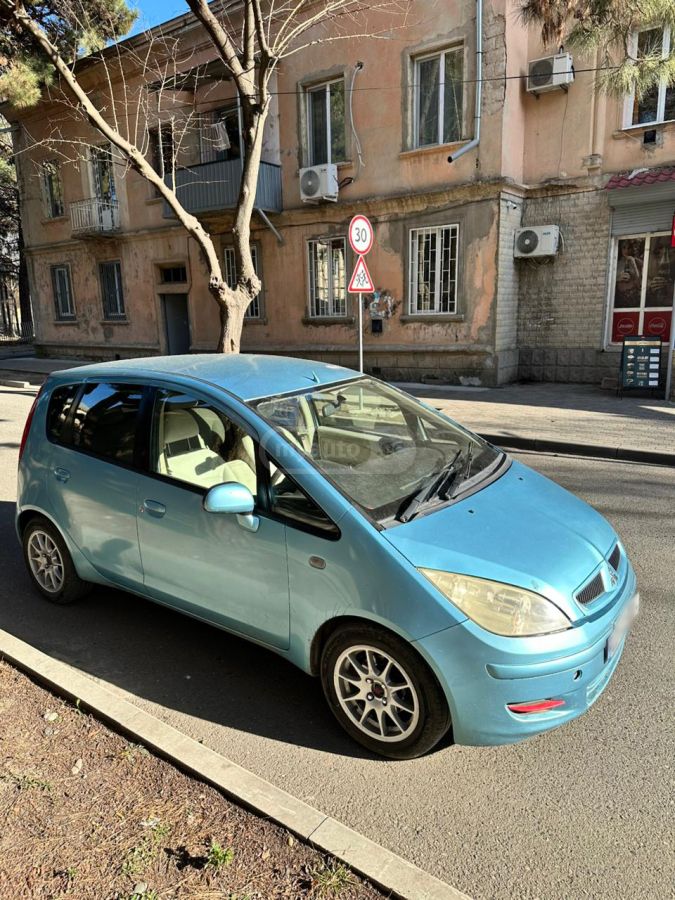 Mitsubishi Colt