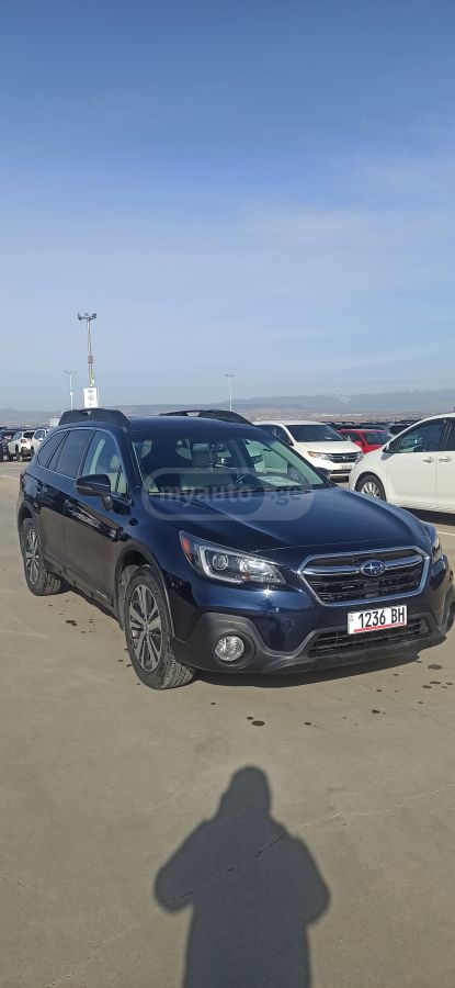 Subaru Outback 2017 — photo 2