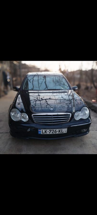 Mercedes-Benz C 230 2006 — photo 2