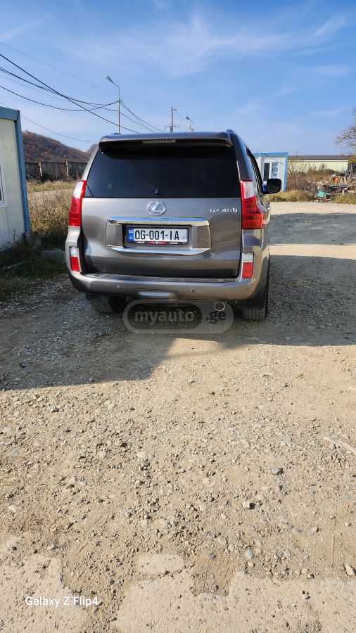 Lexus GX 460 2013 — photo 2