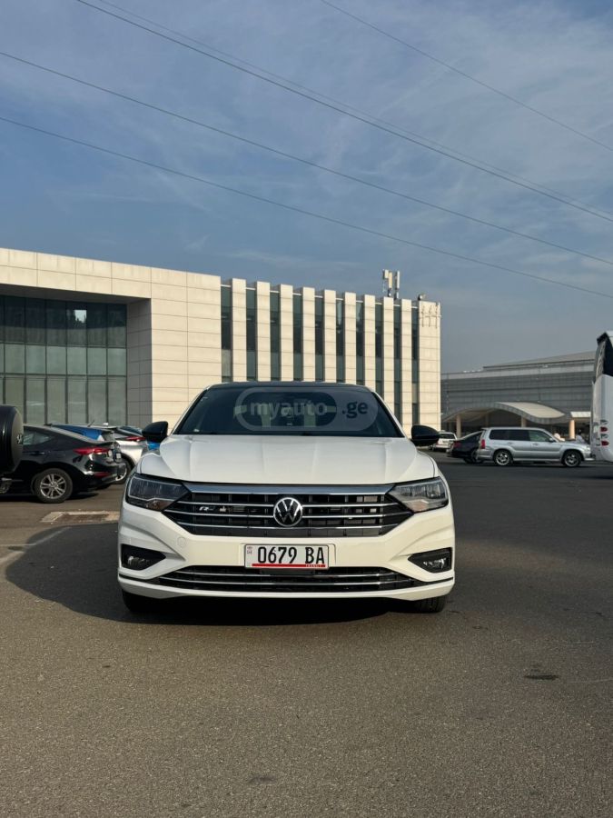 Volkswagen Jetta 2020 — photo 2