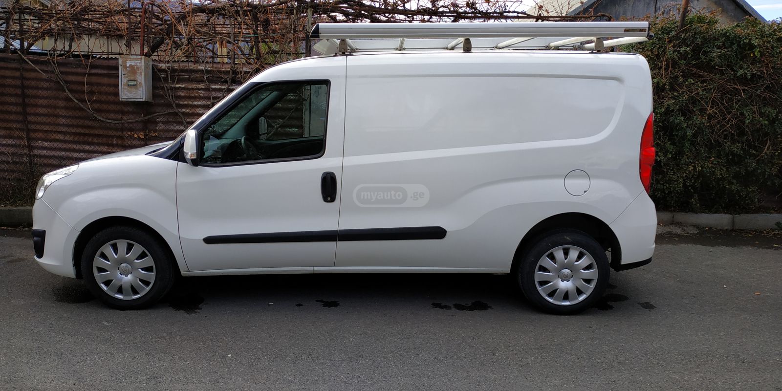 Opel Combo 2015 — photo 2