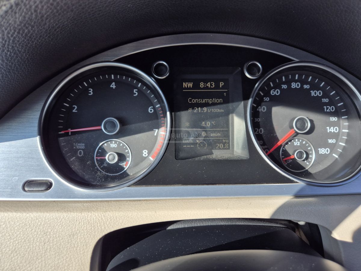 Volkswagen CC 2009 — photo 2