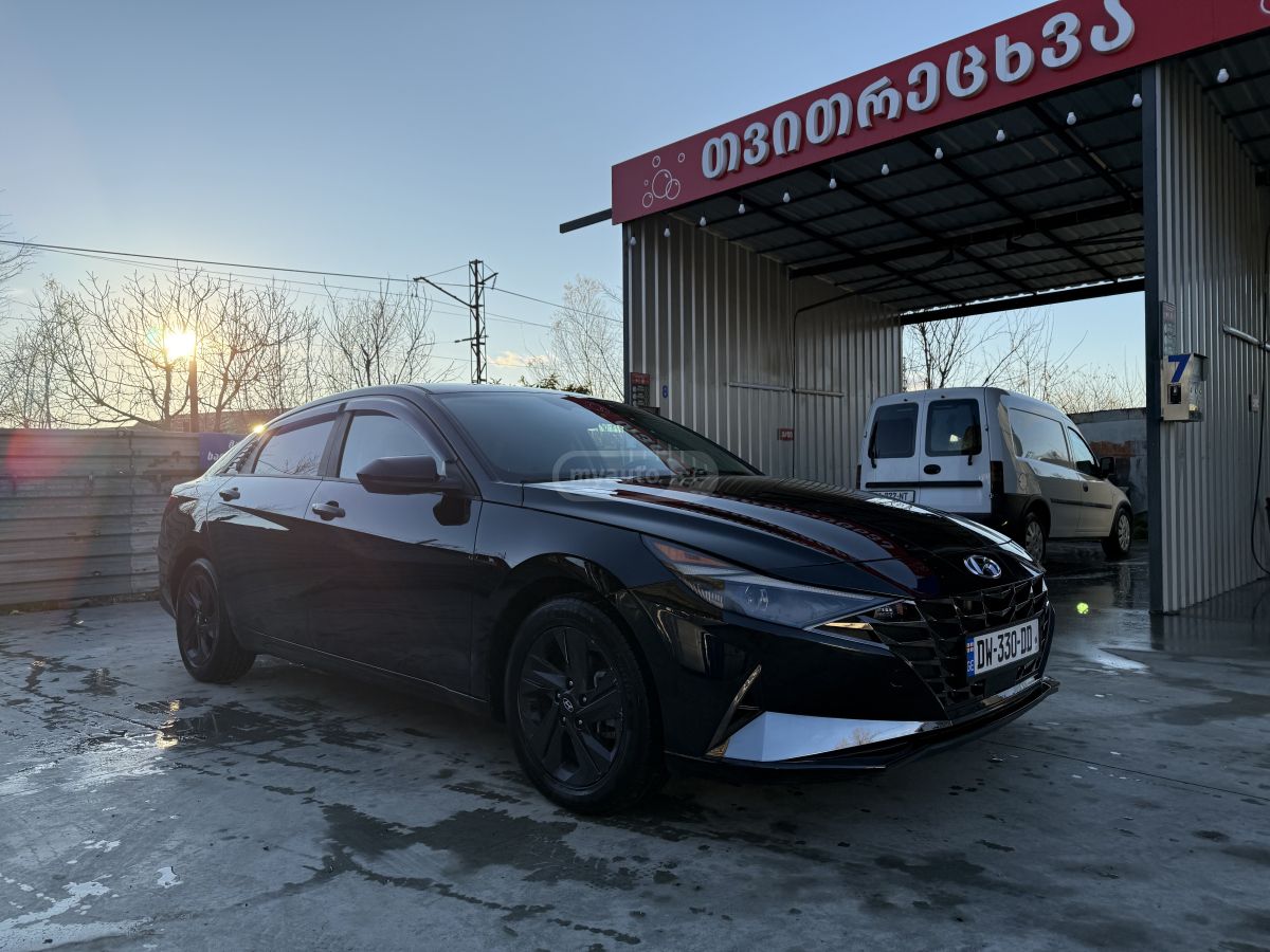 Hyundai Elantra 2021 — photo 2