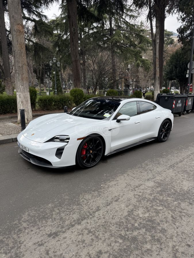 Porsche Taycan 4S 2022 — photo 2