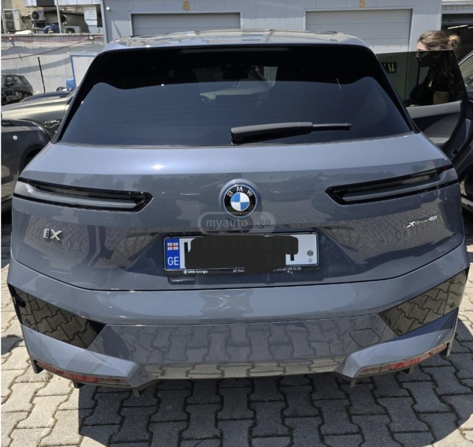 BMW IX 2024 — photo 2