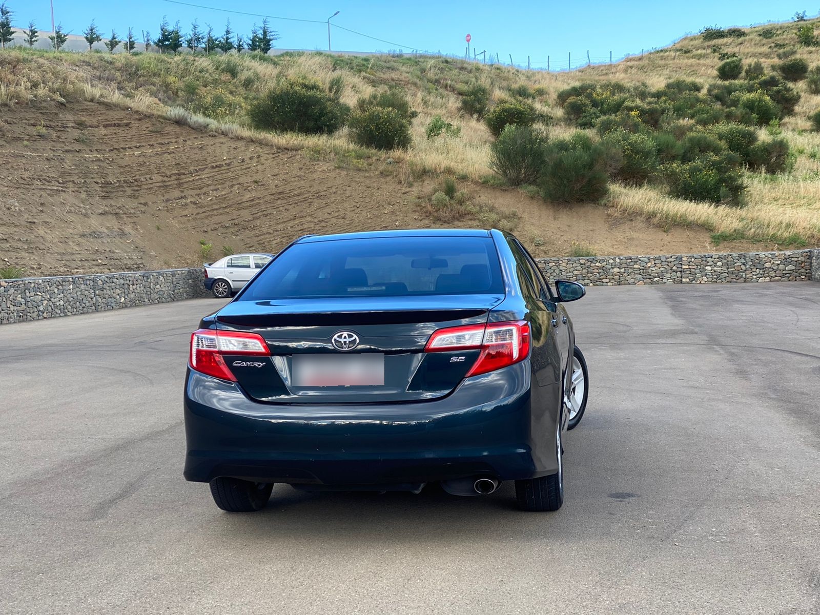 Toyota Camry 2014 — photo 2
