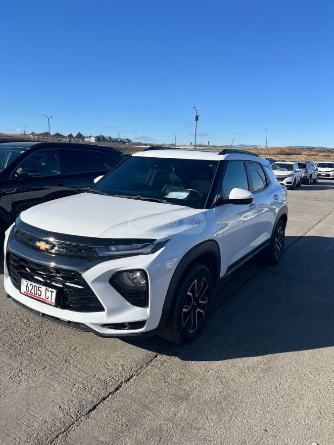 Chevrolet Trailblazer 2021 — photo 2
