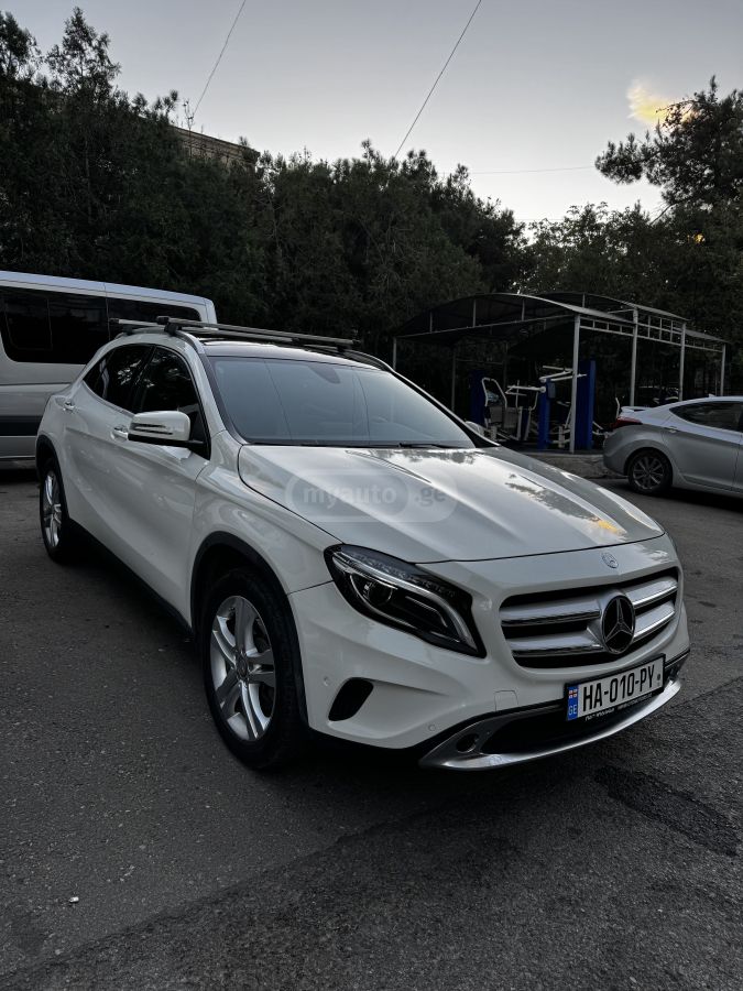 Mercedes-Benz GLA 250 2016 — photo 2