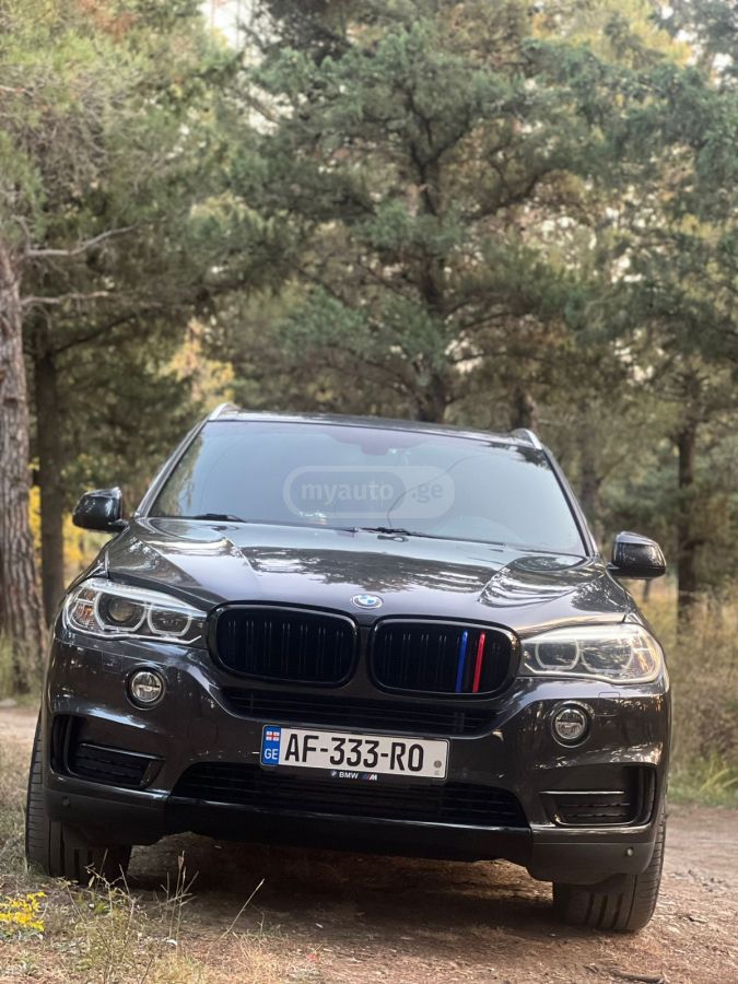 BMW X5 2017 — photo 2