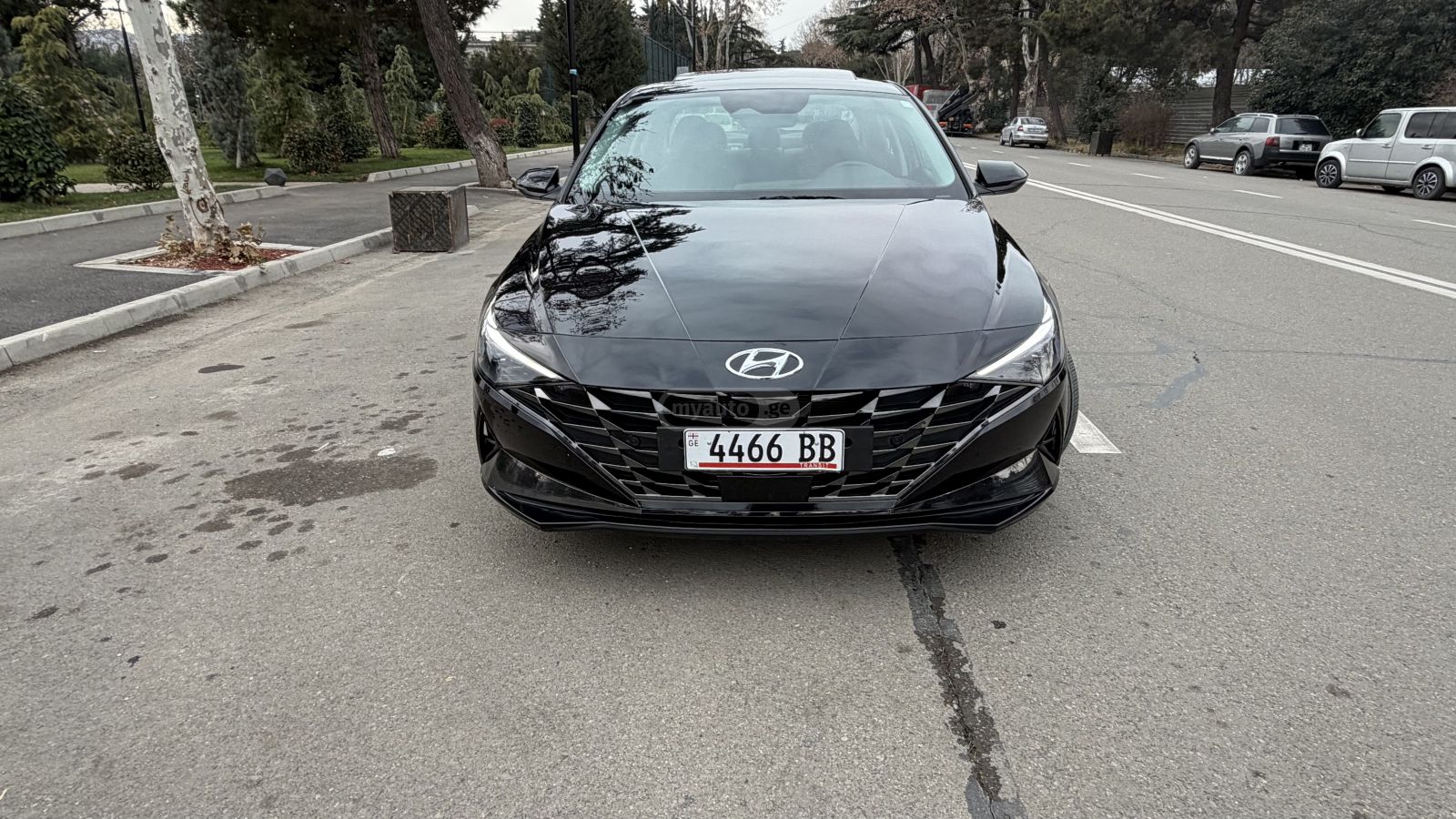 Hyundai Elantra 2022 — photo 2