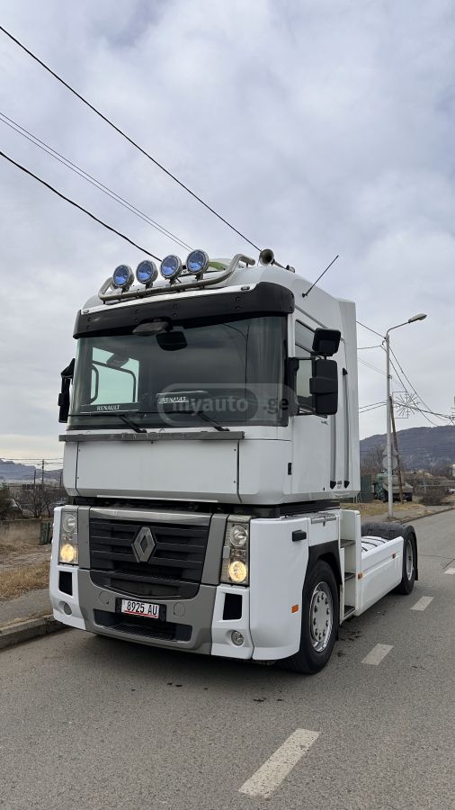 Renault Magnum 2013 — photo 2