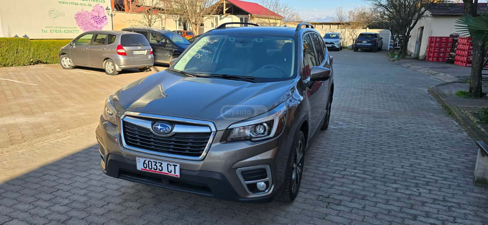Subaru Forester 2019 — photo 2