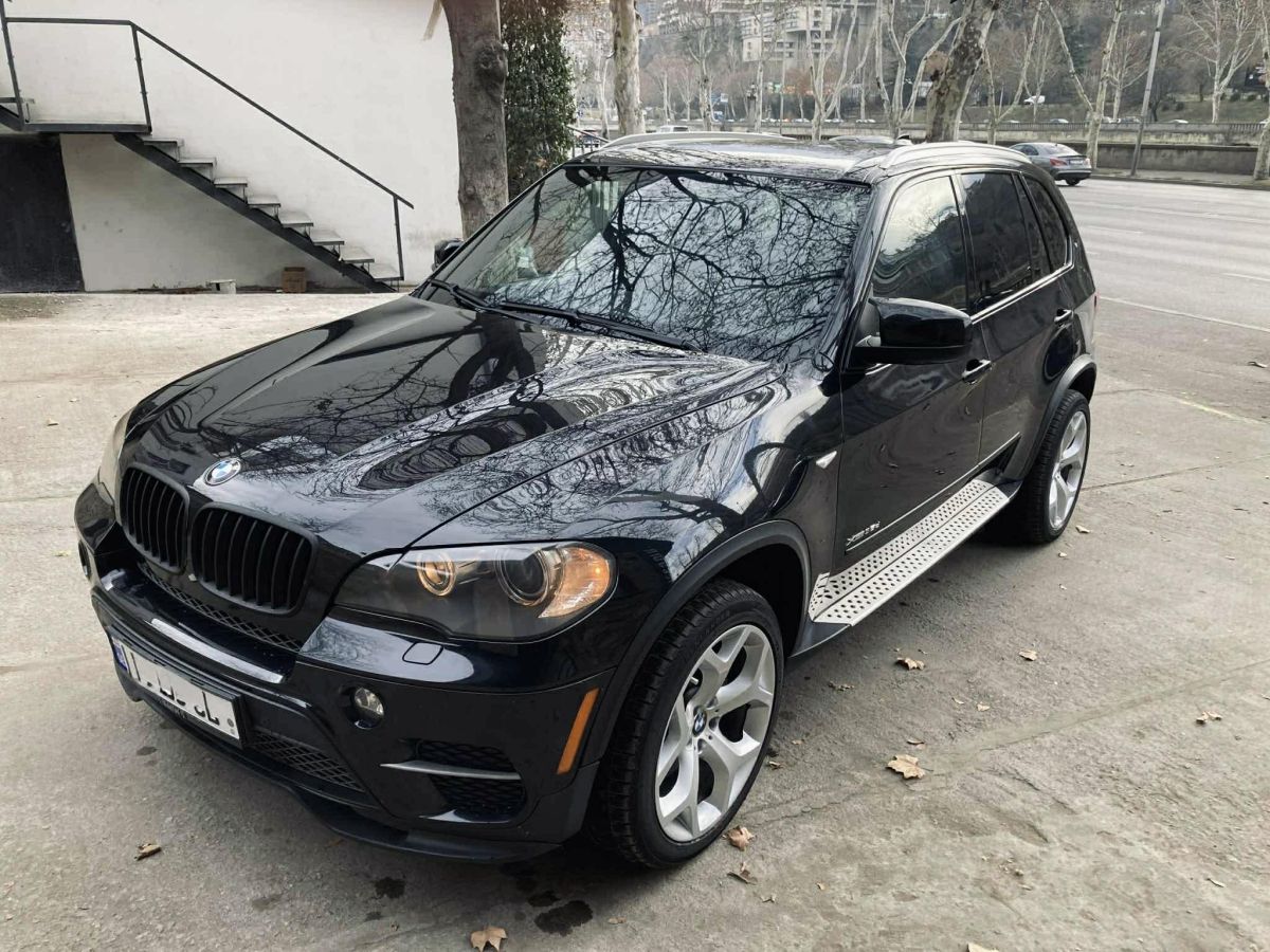 BMW X5 2011 — photo 2