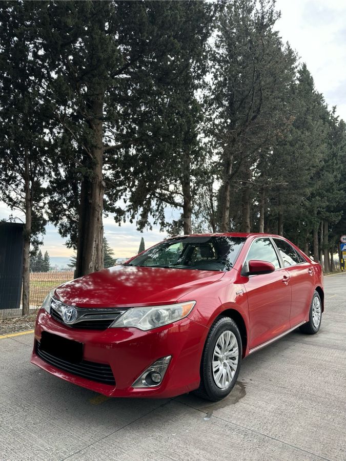 Toyota Camry 2014 — photo 2