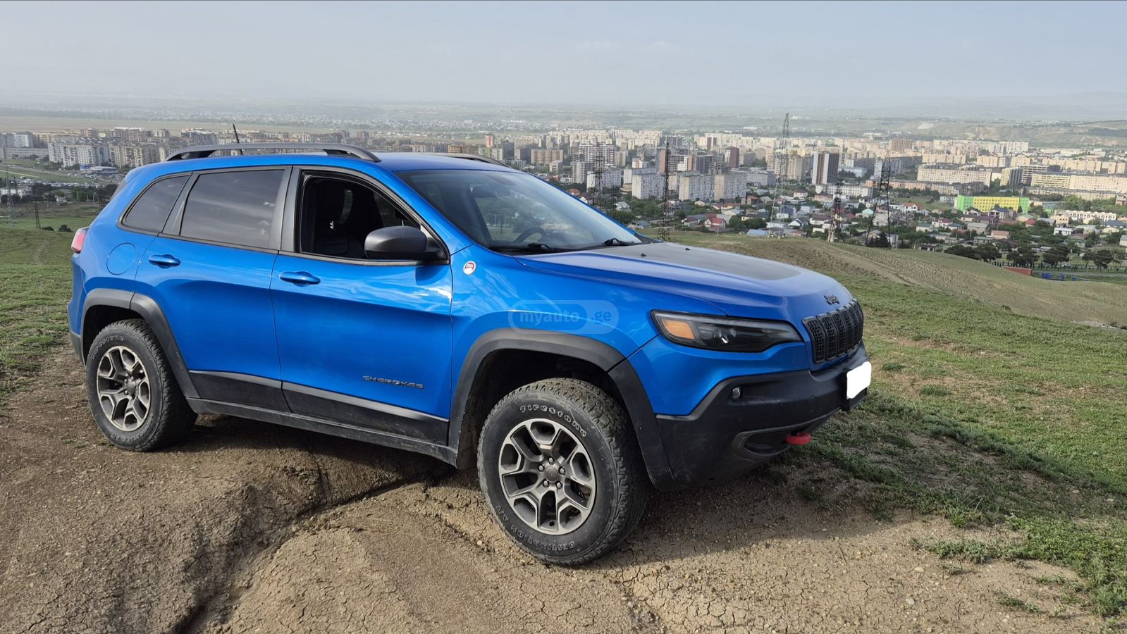 Jeep Cherokee 2020 — photo 2