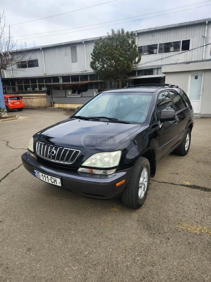 Lexus RX 300 2002 — photo 2